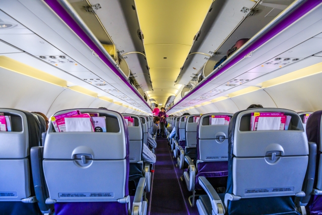 一瞬でできる 大きめサイズの手荷物を機内持ち込みする小技 Tabigate