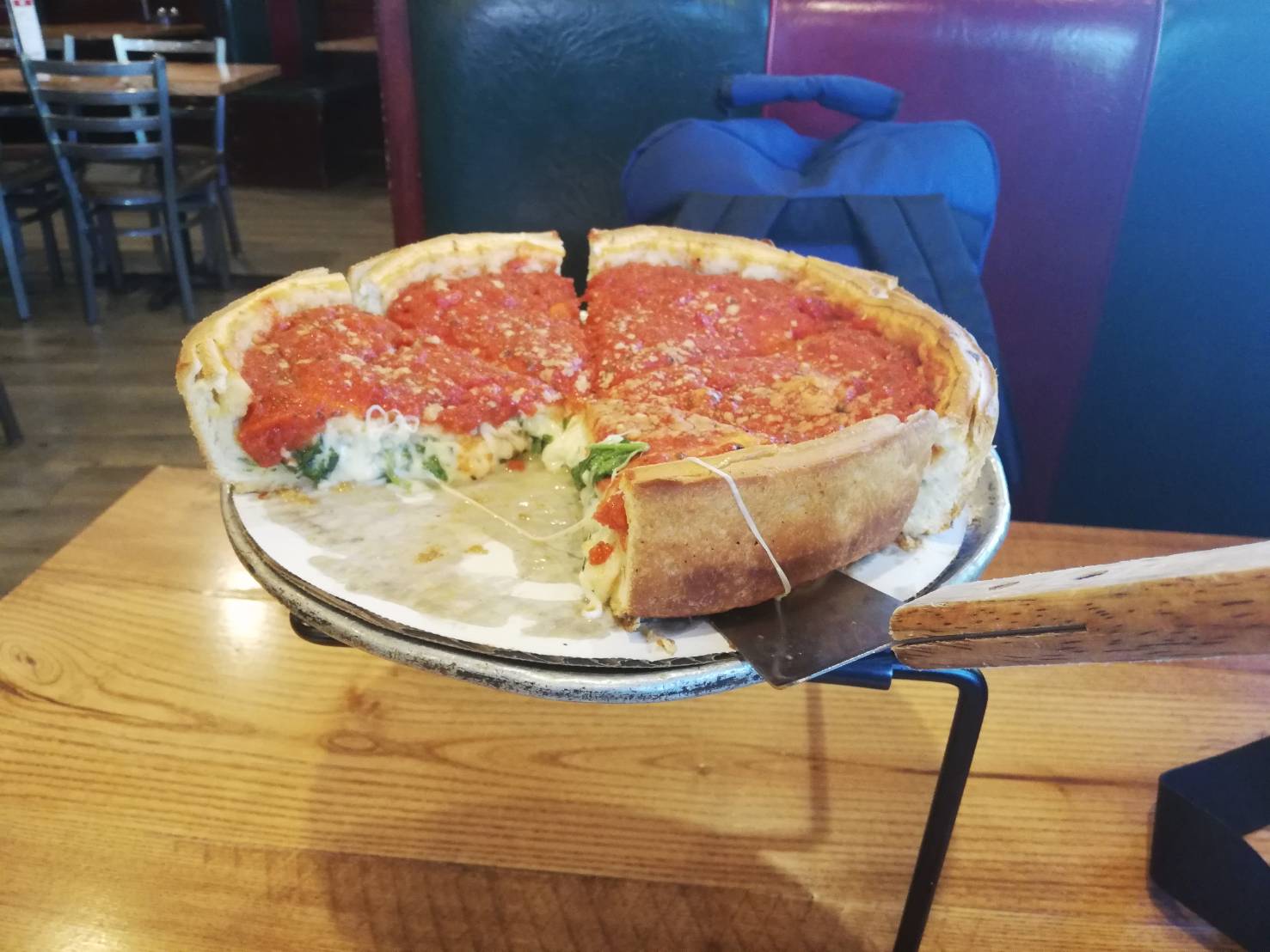 シカゴのディープディッシュピザ